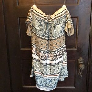 Bailey Blue Off the shoulder short dress